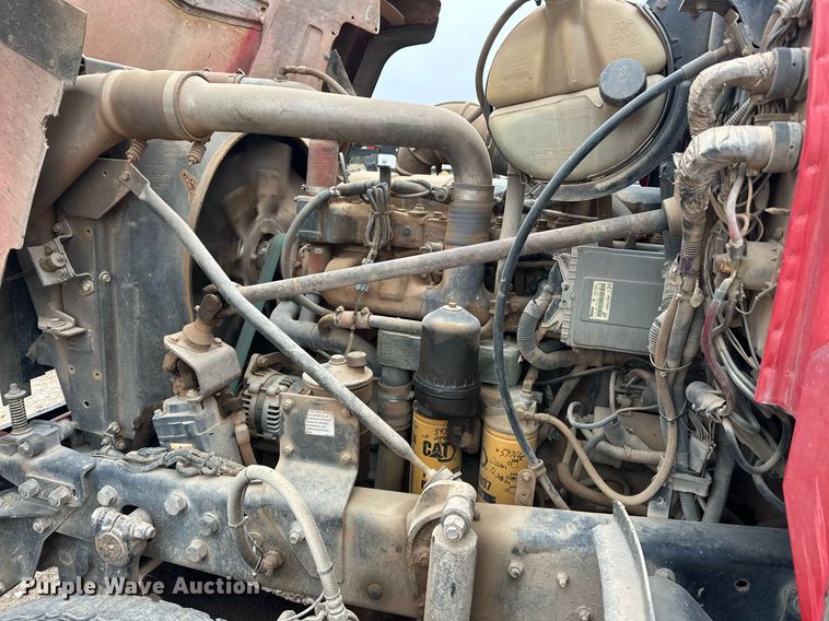 image for item ER4960 2001 Mack RD690S truck cab and chassis