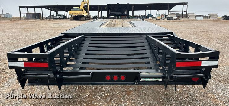 image for item ER4961 1999 National Trailer Manufacturing equipment trailer