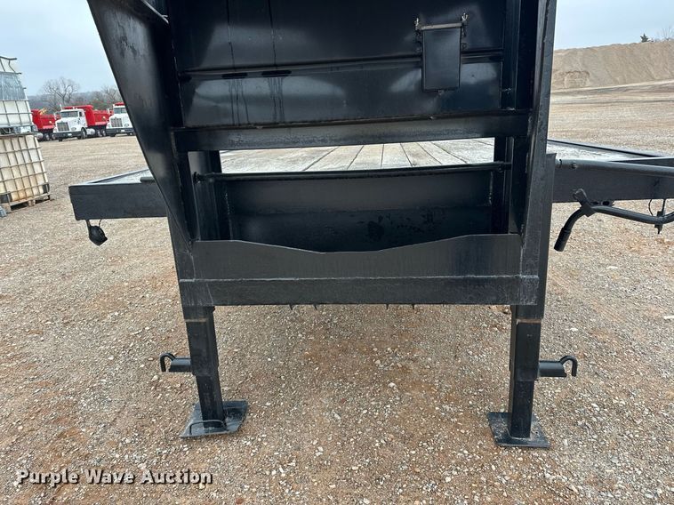 image for item ER4961 1999 National Trailer Manufacturing equipment trailer