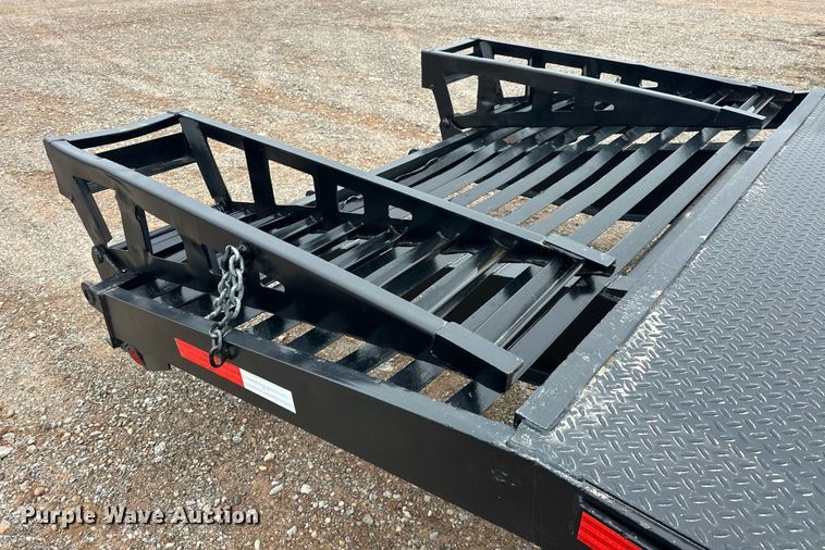 image for item ER4961 1999 National Trailer Manufacturing equipment trailer