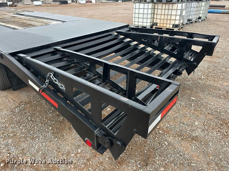 image for item ER4961 1999 National Trailer Manufacturing equipment trailer