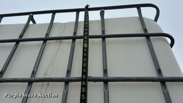 image for item ER4965 (20) poly tanks