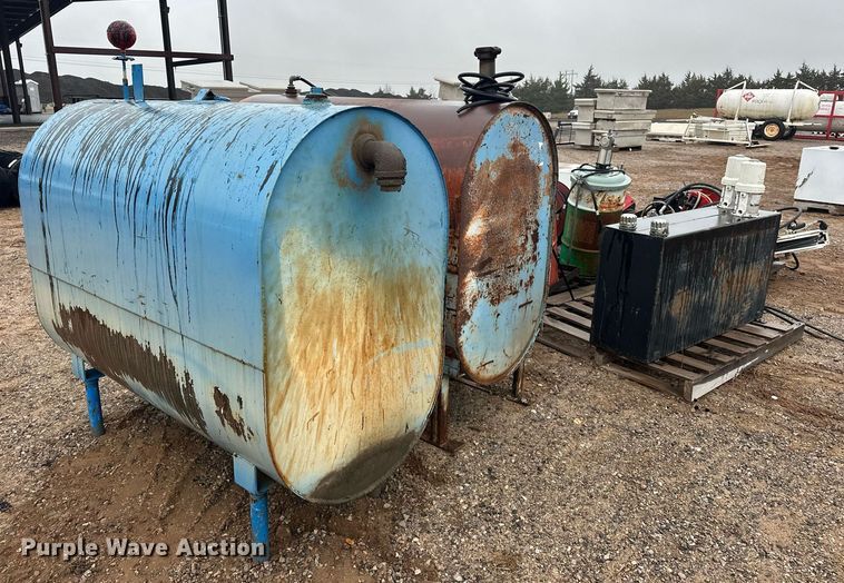 image for item ER4970 Fuel and lube equipment