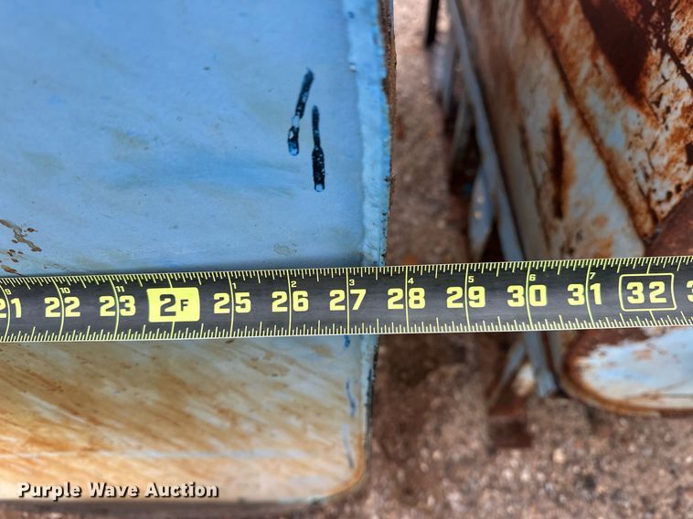 image for item ER4970 Fuel and lube equipment