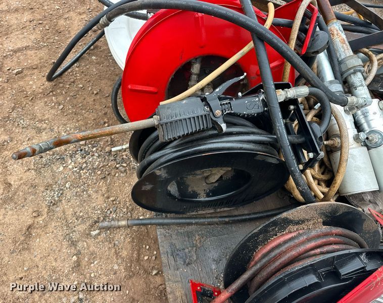 image for item ER4970 Fuel and lube equipment