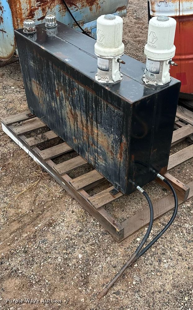 image for item ER4970 Fuel and lube equipment