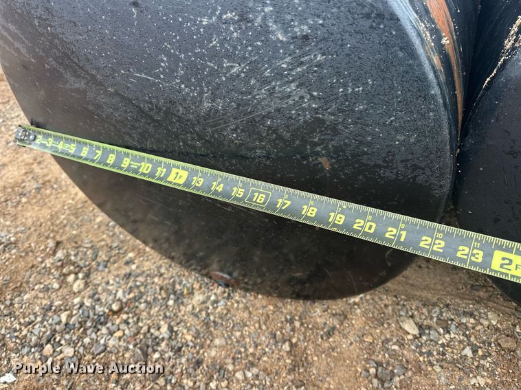 image for item ER4971 (2) 2006 Fuel Systems Inc. fuel tanks