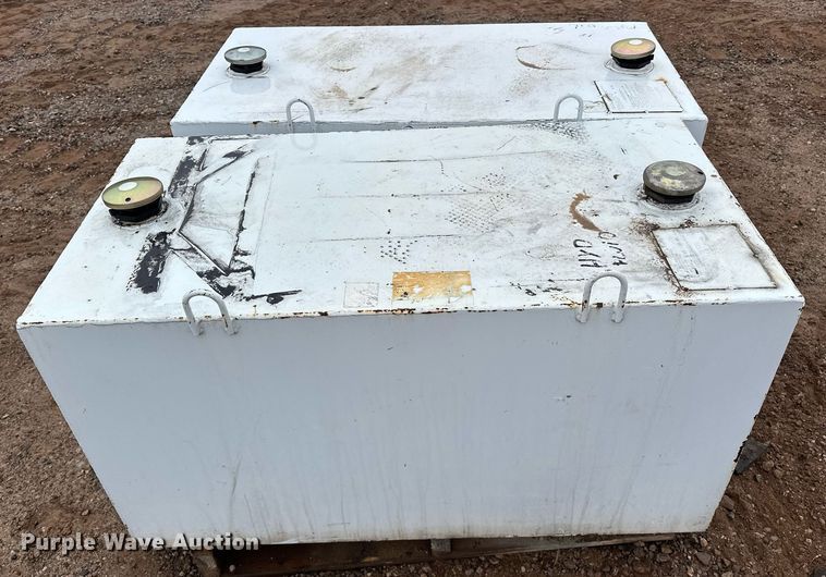 image for item ER4974 (2) Delta Consolidated Industries tanks