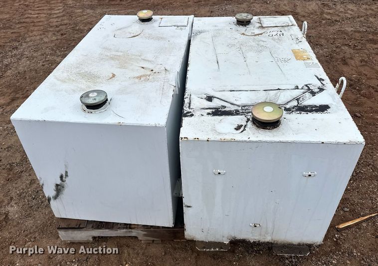 image for item ER4974 (2) Delta Consolidated Industries tanks