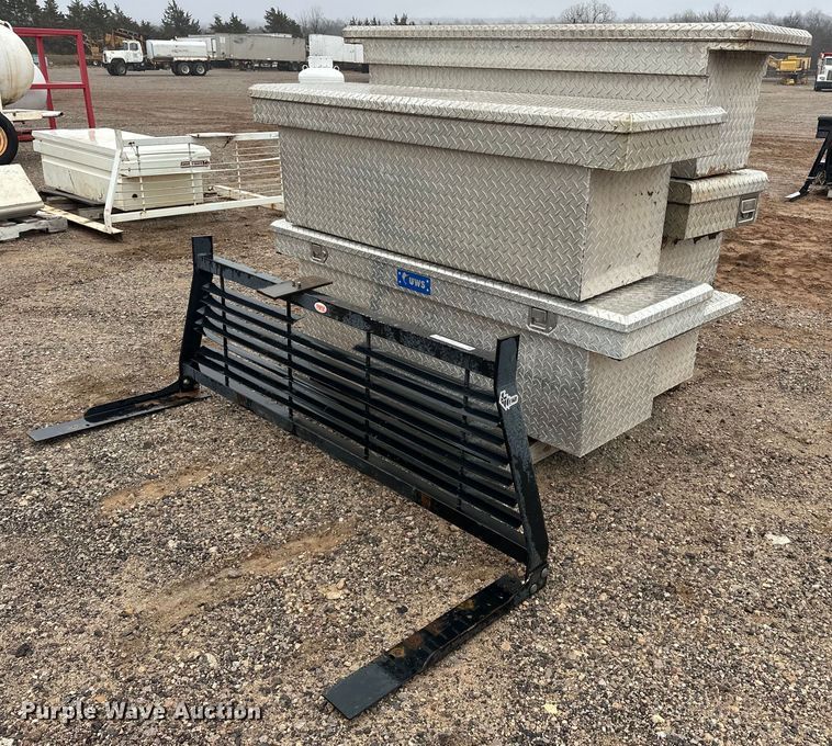 image for item ER4975 Automotive accessories