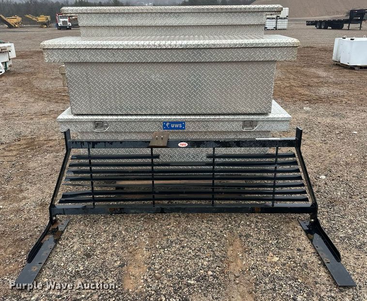 image for item ER4975 Automotive accessories