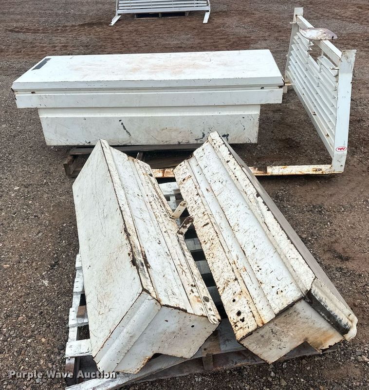 image for item ER4978 Automotive accessories