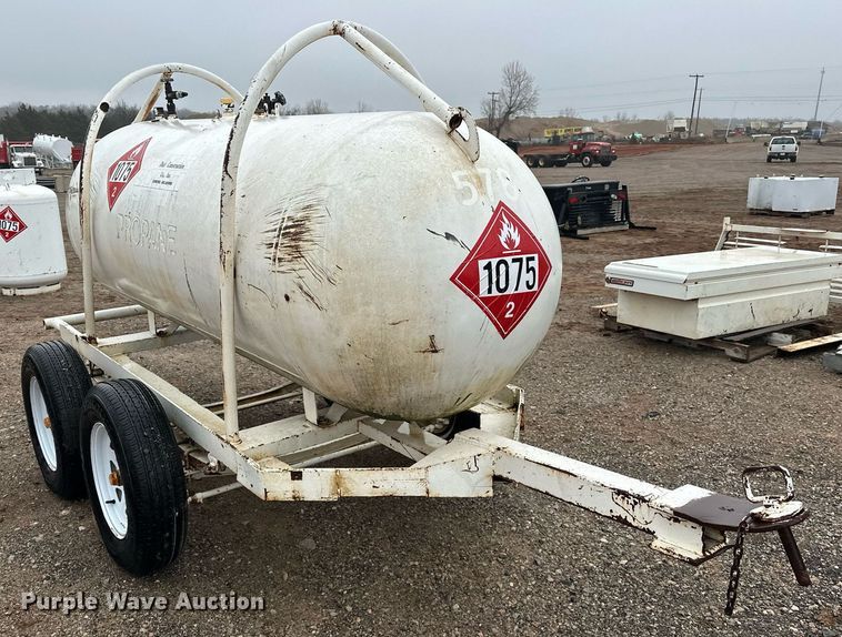 image for item ER4979 Trinity Steel Co propane tank trailer