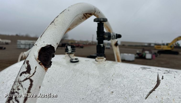 image for item ER4979 Trinity Steel Co propane tank trailer