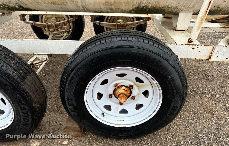 image for item ER4979 Trinity Steel Co propane tank trailer