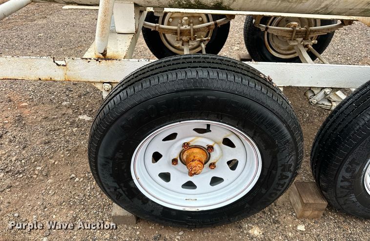 image for item ER4979 Trinity Steel Co propane tank trailer