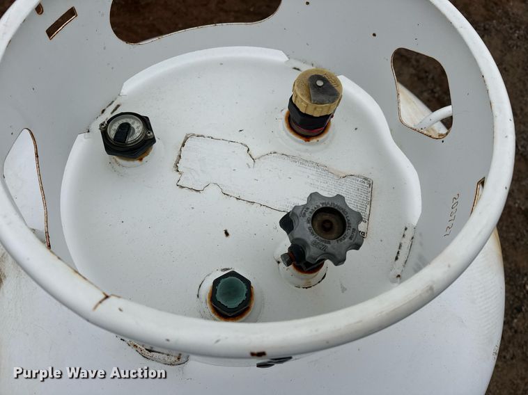 image for item ER4981 Manchester Tank propane tank