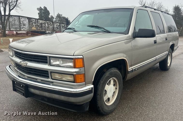 image for item ER4985 1998 Chevrolet Suburban SUV