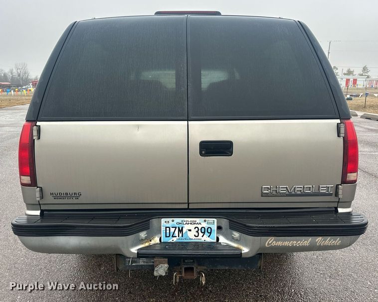 image for item ER4985 1998 Chevrolet Suburban SUV