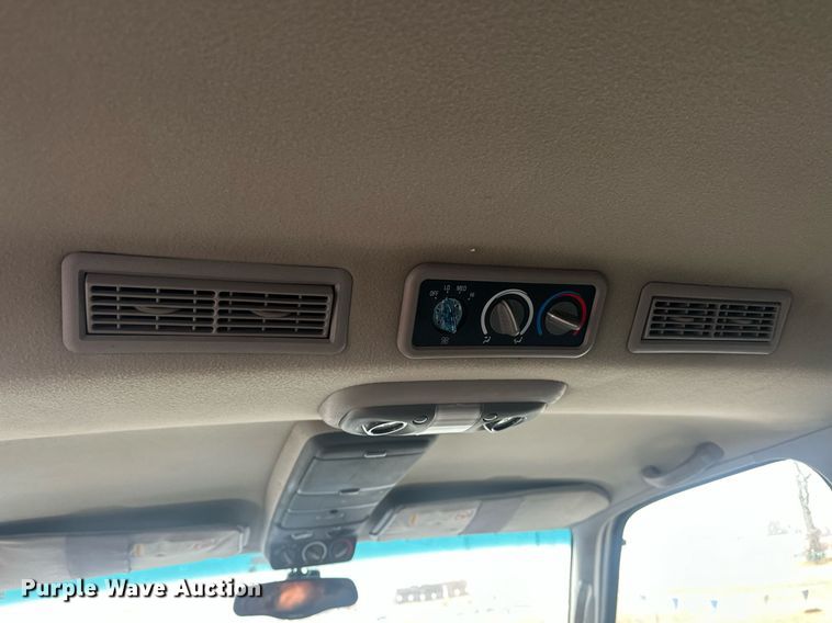 image for item ER4985 1998 Chevrolet Suburban SUV