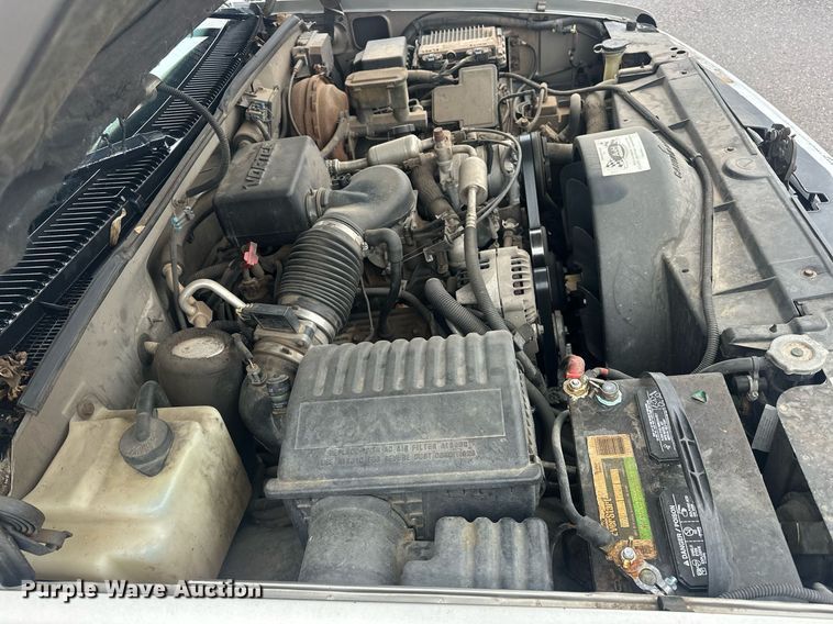 image for item ER4985 1998 Chevrolet Suburban SUV