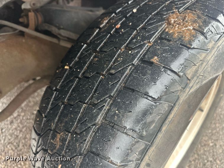 image for item ER4985 1998 Chevrolet Suburban SUV