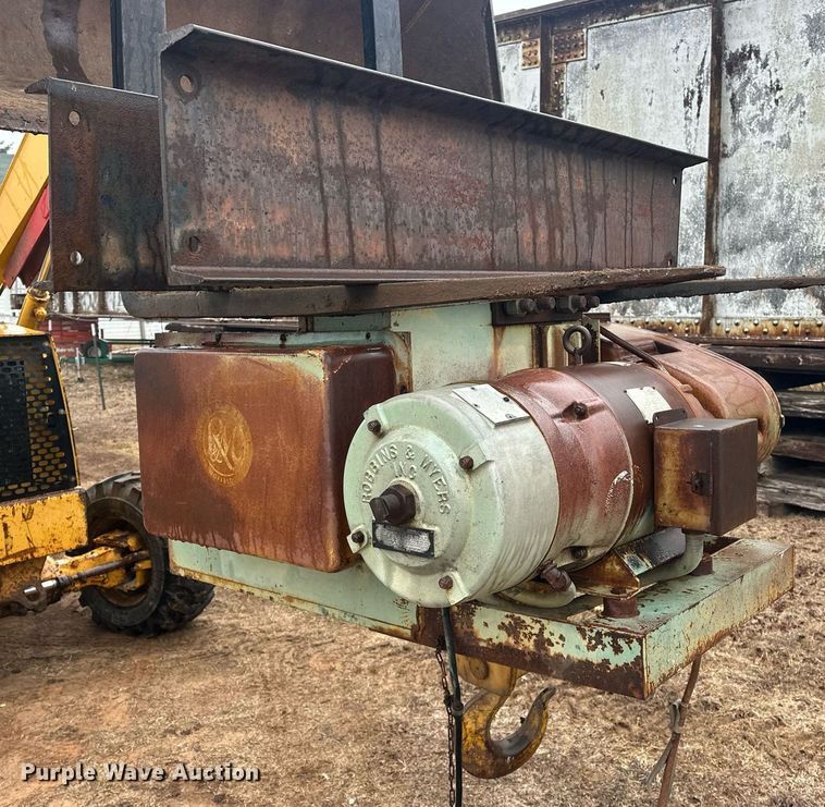 image for item ER4986 Robbins & Myers F5A crane hoist