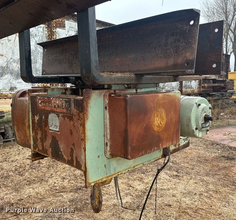 image for item ER4986 Robbins & Myers F5A crane hoist