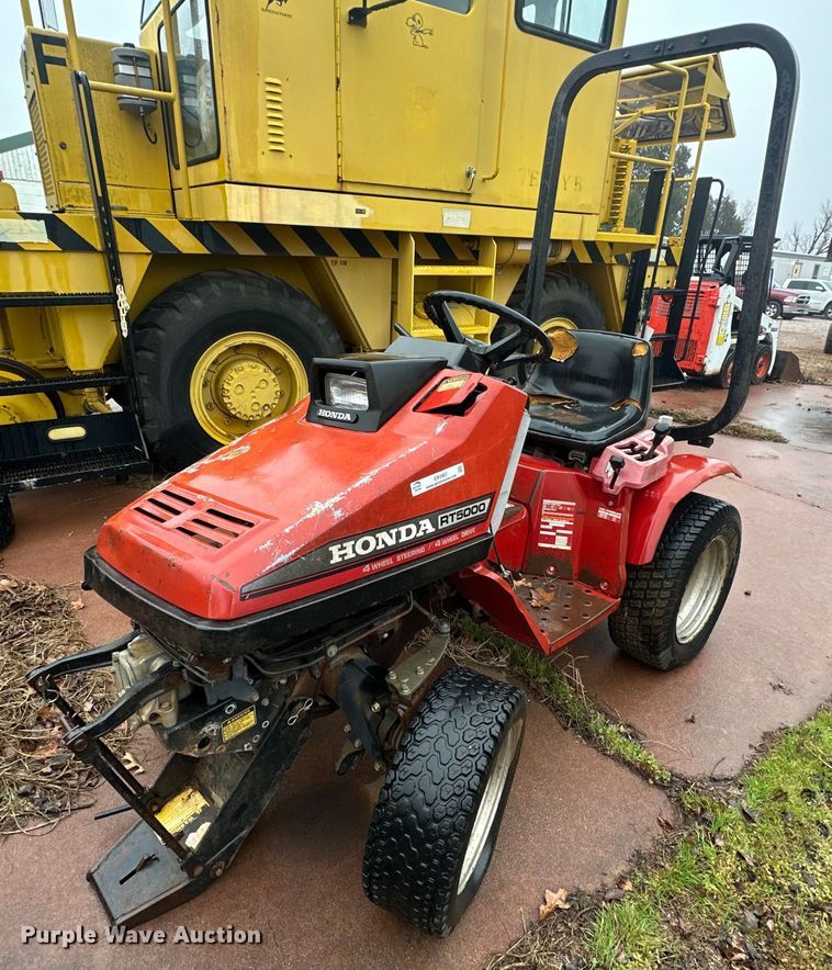 image for item ER4987 Honda RT5000 MFWD tractor