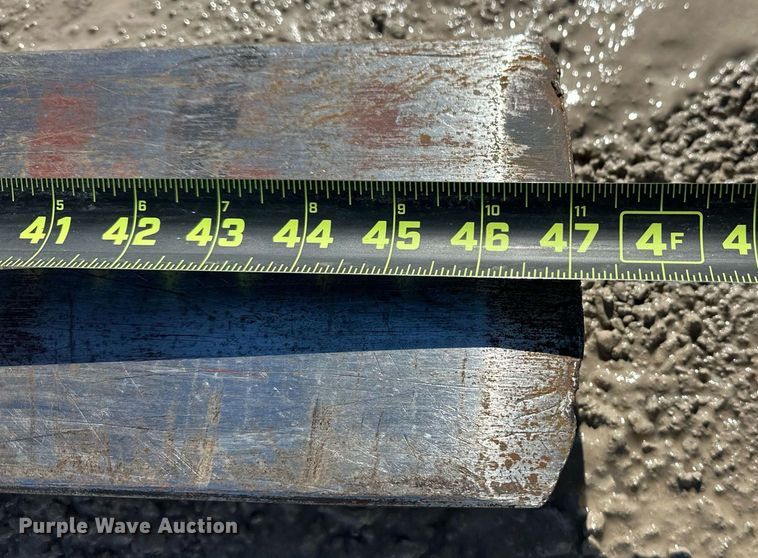 image for item ER4995 2004 Hyster H60XM forklift