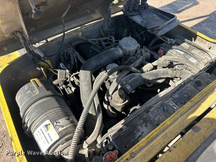 image for item ER4995 2004 Hyster H60XM forklift