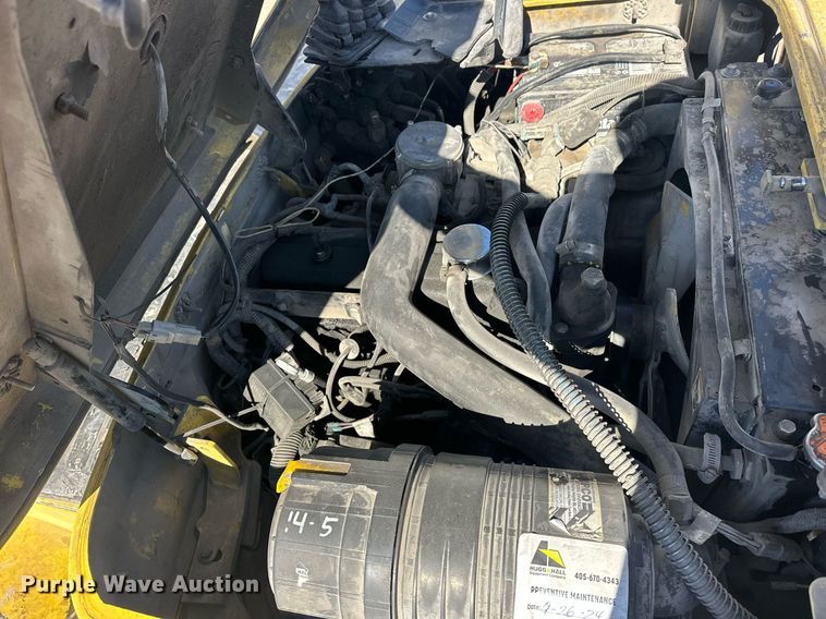 image for item ER4995 2004 Hyster H60XM forklift