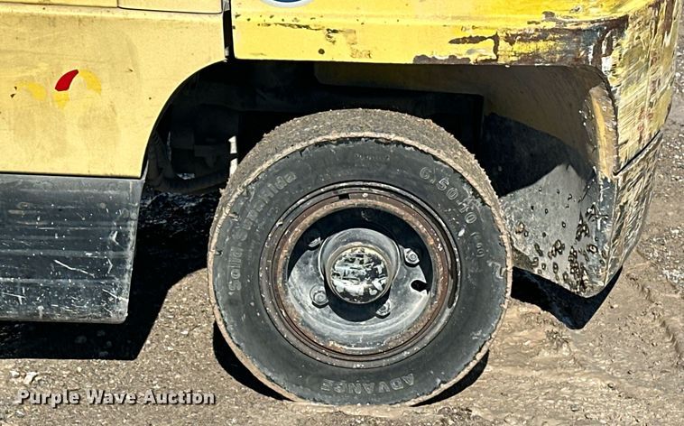 image for item ER4995 2004 Hyster H60XM forklift