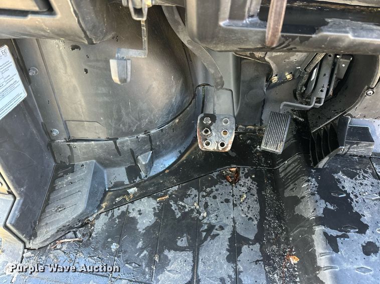 image for item ER4997 2022 Can-Am Defender Max utility vehicle