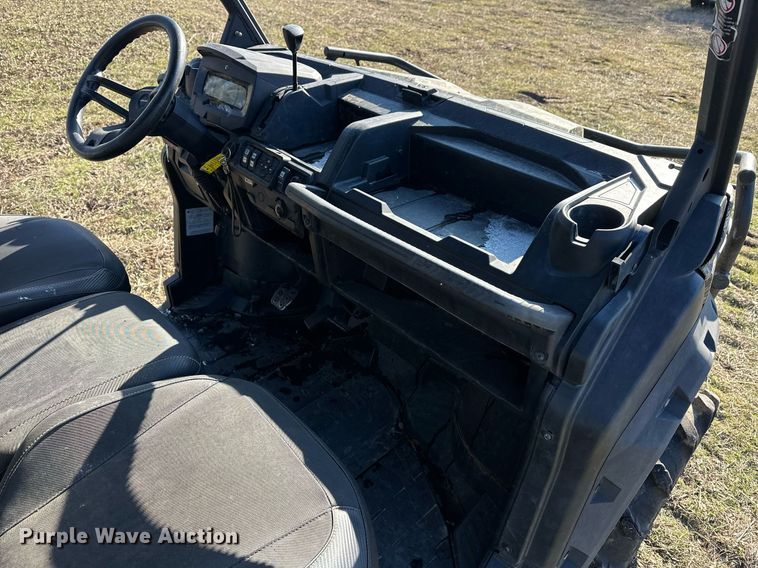 image for item ER4997 2022 Can-Am Defender Max utility vehicle