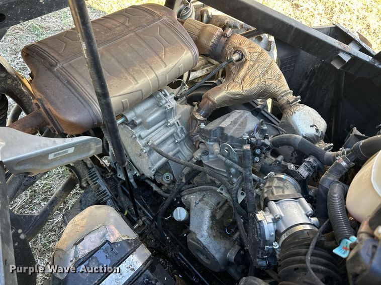 image for item ER4997 2022 Can-Am Defender Max utility vehicle