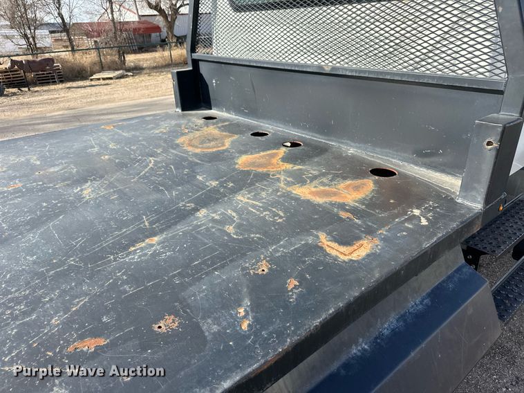 image for item ER8698 2011 International DuraStar 4300M7 flatbed truck