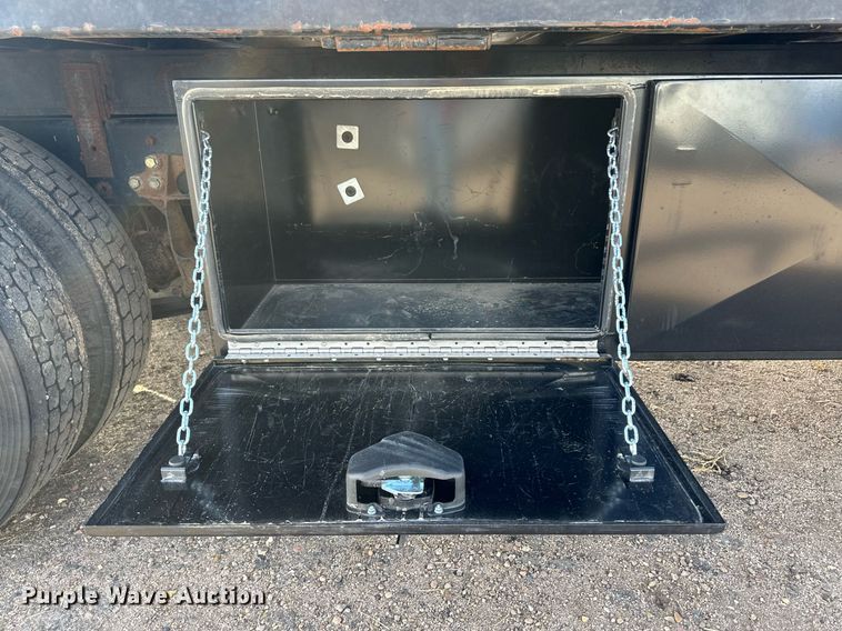 image for item ER8698 2011 International DuraStar 4300M7 flatbed truck