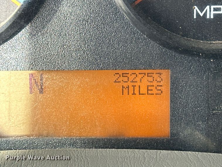 image for item ER8698 2011 International DuraStar 4300M7 flatbed truck