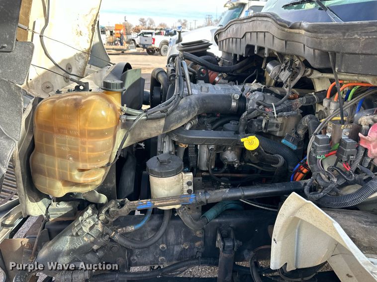 image for item ER8698 2011 International DuraStar 4300M7 flatbed truck