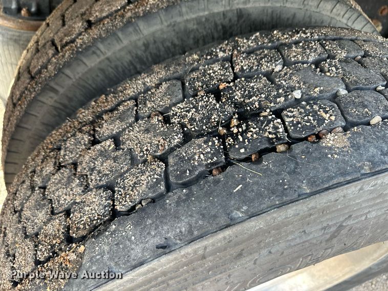 image for item ER8698 2011 International DuraStar 4300M7 flatbed truck