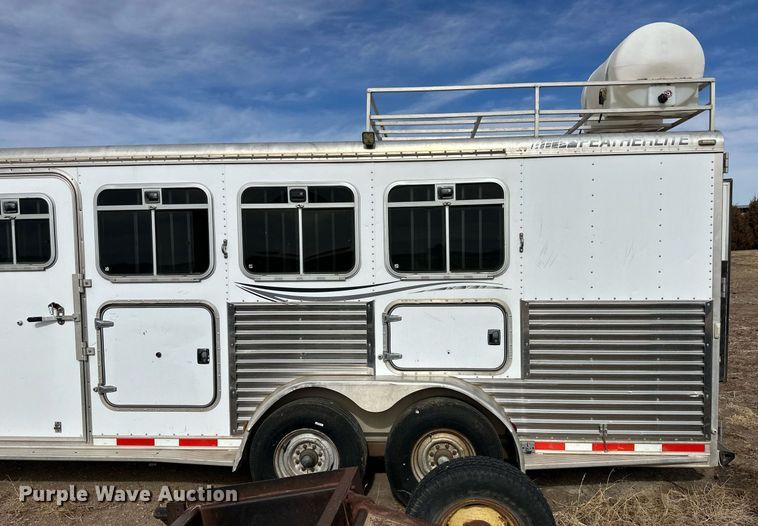 image for item ER8702 2002 Featherlite 9941 livestock trailer