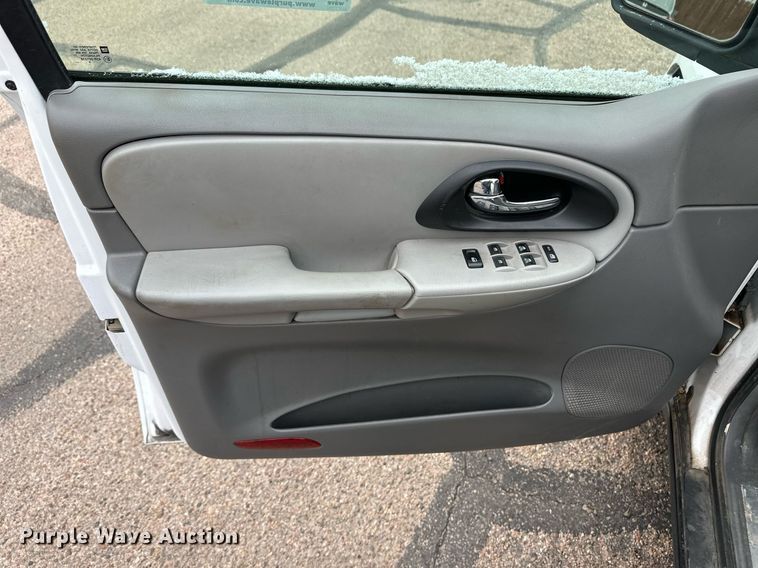 image for item ER8703 2007 Chevrolet Trailblazer LS SUV