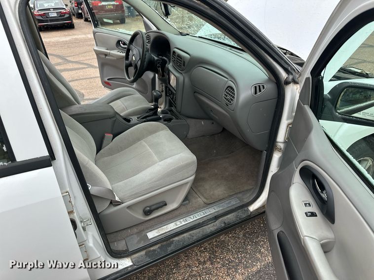 image for item ER8703 2007 Chevrolet Trailblazer LS SUV
