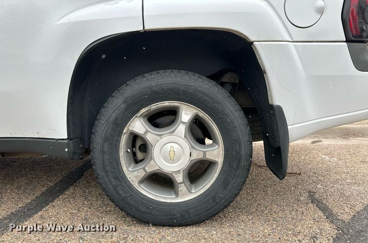 image for item ER8703 2007 Chevrolet Trailblazer LS SUV