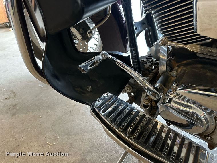 image for item ER8709 2005 Harley Davidson Electra Glide Ultra Classic motorcycle