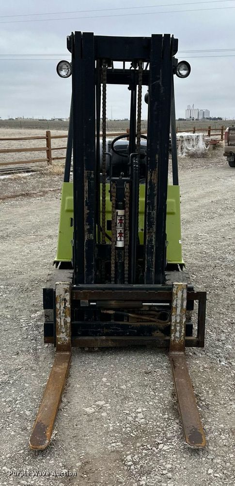 image for item ER8713 Clark GCX25 forklift