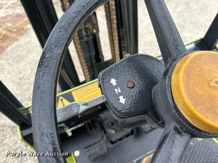 image for item ER8713 Clark GCX25 forklift