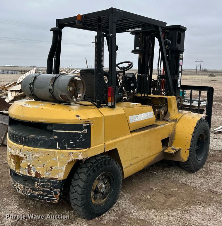 image for item ER8714 2000 Caterpillar GPL40 forklift