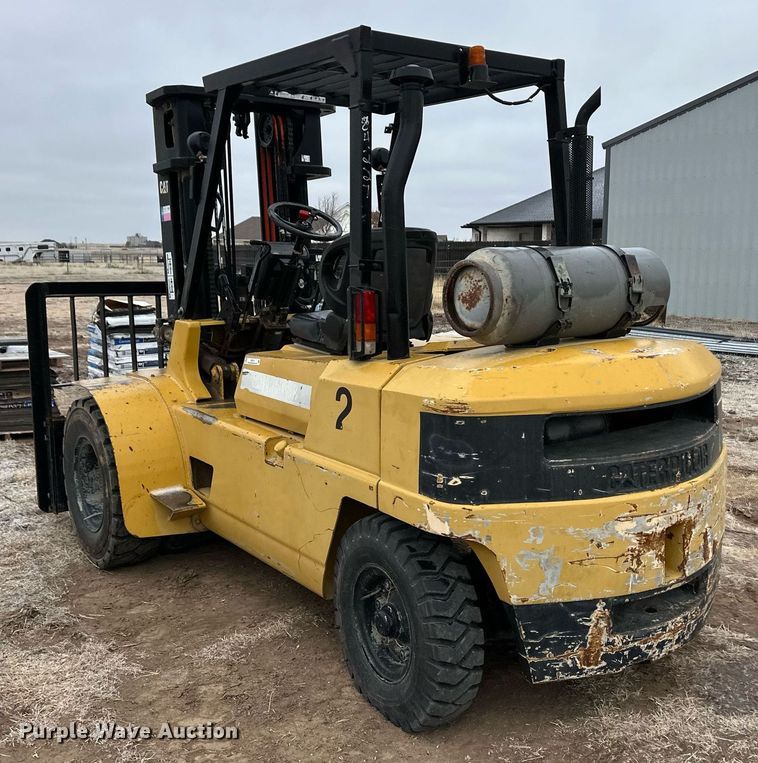 image for item ER8714 2000 Caterpillar GPL40 forklift